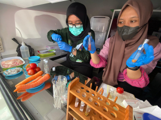 Uji Keamanan Pangan di Pasar Karah, DKPP Surabaya Pastikan Bahan Pangan Bebas Cemaran Kimia