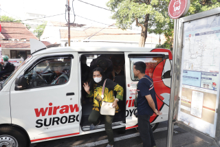 Jangan Lewatkan! Pemkot Surabaya Beri Tarif Promo Suroboyo Bus dan Parkir Rp79 di HUT ke-79 RI