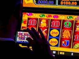 Akses 32 Situs Pulsa Terkait Judi Online Ditutup, Ini Daftarnya