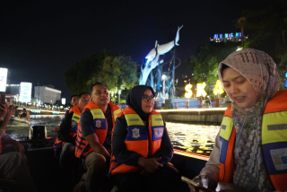 Eks Museum Taman Ekspresi Jadi Tempat Nongkrong, Tawarkan View Wisata Perahu Air Susur Kalimas