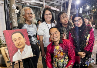 Kunjungi Carnival Bulan Keluarga GKI Ngagel, Eri Cahyadi Tegaskan Surabaya Kota Toleransi