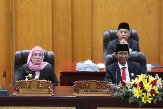 Banyak Wajah Baru di DPRD Surabaya, Ini Kata Adi Sutarwijono