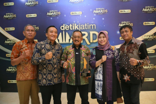 Pemkot Surabaya Raih Penghargaan Kategori Peningkatan Kesehatan Anak, Armuji: Kami tak Kerja Sendiri