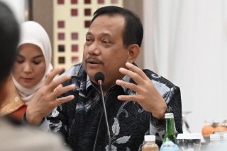 Soroti Pilgub Jatim, Anggota Komisi III DPR Ingatkan Aparat Harus Netral