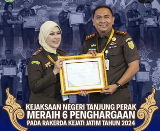 Kejaksaan Negeri Tanjung Perak Raih 6 Penghargaan di Rakerda Kejati Jatim 2024, Ini Daftarnya