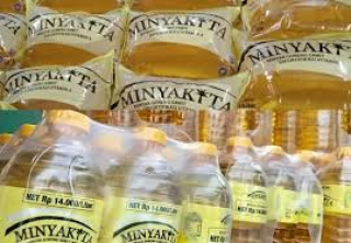 Heboh Minyak Goreng "MinyaKita" tak Sesuai Takaran, Bagaimana di Surabaya?