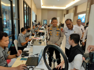 Imigrasi Gelar Pelayanan 1.079 Paspor di Mapolda Jatim, Sampai Kapan?