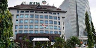 Kasus Korupsi Anoda Logam Antam, KPK Sita Uang Rp100,7 Miliar dari Bos PT Loco Montrado