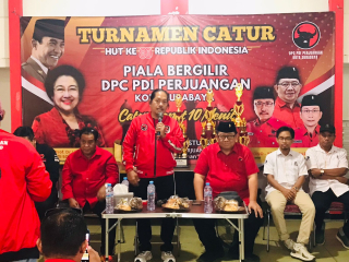 Gelar Turnamen Catur Cepat 10 Menit, DPC PDIP Surabaya Ajak Kebersamaan Warga