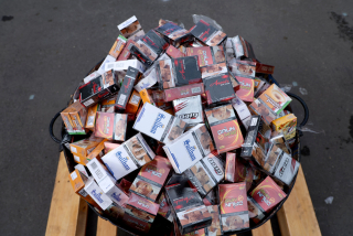 Pemkot Surabaya Lawan Rokok Ilegal, Musnahkan 11,1 Juta Batang