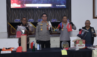 Polda Jatim Tangkap Pelaku Kerusuhan di Surabaya: 33 Tersangka, 9 Pelaku Pembakaran Grahadi