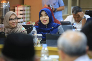 Ning Lia Desak Kemendikdasmen Ringankan Beban Administrasi Guru