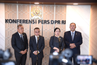 Kasus Keracunan Massal, DPR Minta Evaluasi Total Program MBG!