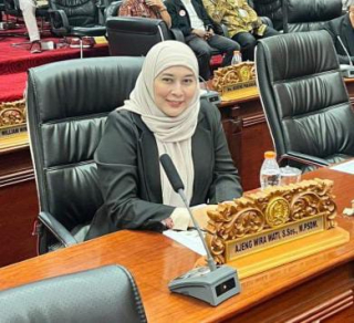 Ajeng Wira Wati Tekankan Keseimbangan Prioritas dalam Pembangunan RS Surabaya Selatan