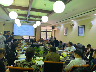 TEGAS! Warga Graha Family Tolak Cafe NOOK, DPRD Surabaya Soroti Pelanggaran Pengembang