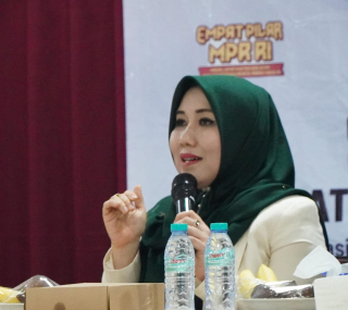 Bantu Ijazah Siswa yang Tertahan, Pemkot Surabaya Diapresiasi Senator Ning Lia: Kebijakan Humanis