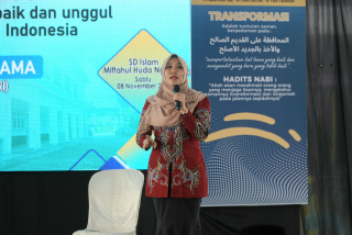 Ning Lia: Gus Dur, Cahaya Kemanusiaan yang Tak Pernah Padam