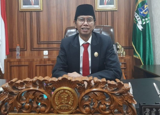 Momentum Hari Pahlawan, Adi Sutarwijono Pastikan APBD 2026 Pro Rakyat