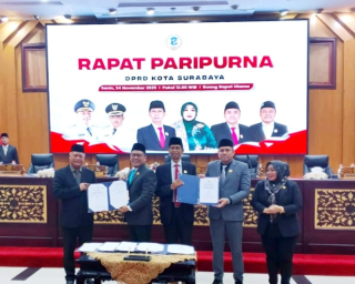 Fraksi PKS Sampaikan Tanggapan Lengkap atas Tiga Raperda Inisiatif DPRD Surabaya