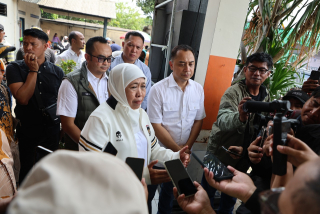 Pemkot Surabaya dan Pemprov Jatim Kolaborasi Gelar Pasar Murah di Hinterland