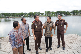 Aset Waduk Senilai Rp176 Miliar Kembali ke Pemkot Surabaya, Wali Kota Eri: Solusi Banjir Wiyung