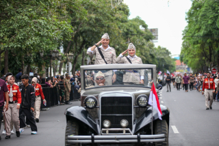 Parade Surabaya Juang Tampilkan Tokoh Pahlawan Perempuan, Diperankan Istri Eri Cahyadi
