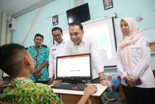 Tingkatkan Kewaspadaan, Wali Kota Eri Cahyadi Terbitkan SE Pencegahan Penculikan Anak di Surabaya