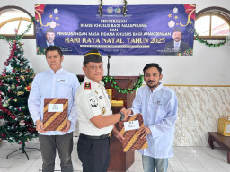 Momentum Natal 2025, Rutan Gresik Serahkan Remisi kepada 13 Warga Binaan