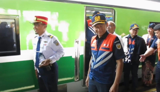 PT KAI Intensifkan Inspeksi Jalur Kereta untuk Amankan Lonjakan Penumpang Nataru