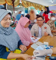 HUT Gerindra ke-18, Kader Surabaya Turun Langsung Layani Kesehatan Lansia