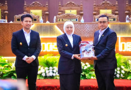 LKPJ 2025 Gubernur Jatim Khofifah: Kinerja RKPD Tembus 98,33 Persen dan Raih 133 Penghargaan
