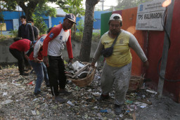 Pemkot Surabaya Tambah 1.800 Tongbin untuk Cegah Penumpukan Sampah