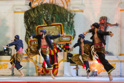 Baca juga : Pukau Ribuan Penonton, Reog Purbaya Harumkan Nama Surabaya di Panggung Nasional