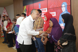 Pemkot Surabaya Salurkan BLT DBHCHT 2026 ke 3.850 Penerima