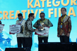 Sukses Tekan Kemiskinan dan Stunting, Pemkot Surabaya Borong Dua Penghargaan Kemendagri