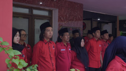 Baca juga : Hari Lahir Pancasila, PDI Perjuangan Surabaya Ajak Kader Bentengi Gen Z dari Krisis Ideologi