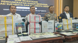 Imigrasi Surabaya dan Polresta Sidoarjo Tangkap Komplotan 15 WNA China dan Vietnam
