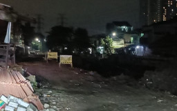Jangan Tunggu Warga Tercebur, Minimnya Pengamanan Proyek di Simorejo Timur Disorot
