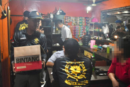 Dugaan Prostitusi Berkedok Warkop di Surabaya Dirazia Aparat Gabungan