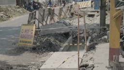 Warga Terpeleset di Proyek Drainase Ngemplak Sambikerep, Wali Kota Eri Minta Kontraktor Tanggung Biaya Korban
