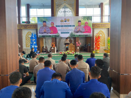 Peringati Maulid Nabi, Kapolda Sulbar: Teladani Akhlak Mulia, Raih Syafaat dan Perbaiki Kinerja