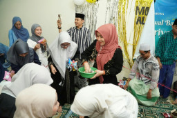 Datang sebagai Kakak, Ning Lia Dengarkan Cerita Sebulan Mahasiswa Baru Tinggal di Pesantren