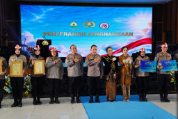 Mabes Polri Gelar Syukuran Hari Jadi Polwan RI ke-78
