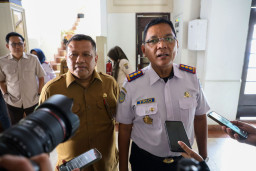 Pemkot Surabaya Tegaskan Komitmen Digitalisasi Parkir Tepat Waktu Dan Transparan