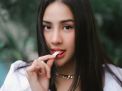 Anya Geraldine hanya Berbalut Handuk, Arah Pandangan Dokter Tompi bikin Heboh - Behind the Scene Film Selesai