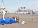 Panglima Koarmada II Pimpin Upacara Peringatan HUT Ke-76 TNI AL di Dermaga Madura