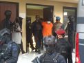 Mata Tertutup dan Kaki Dirantai, 22 Teroris Jatim Dipindah ke Jakarta