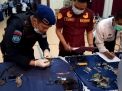Razia Lapas Tulungagung, Petugas Temukan 2 HP dan Benda Tajam