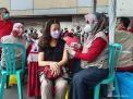 Vaksinasi Massal Anak Digeruduk Ribuan Orang, Petugas Kewalahan