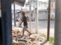 Gedung Tua Ambruk di Jember, Dua Tukang Tertimpa, Satu Tewas